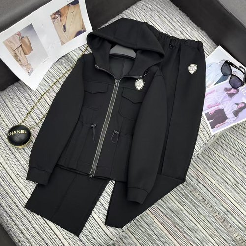 Brunello Cucinelli Hooded Drawstring Waist Coat and Elastic Waist Straight Pants Set