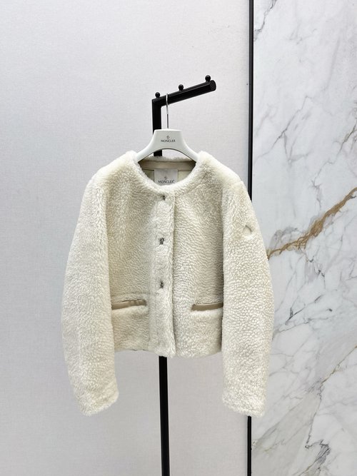 Moncler Cozy Merino Fur-Combined Down Jacket with Back Splicing