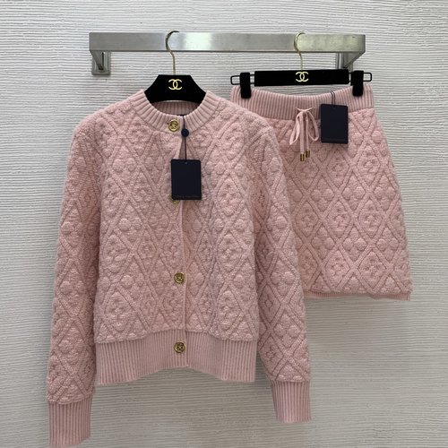 Louis Vuitton High-End Knit Half-Skirt with Letter Logo Accessories