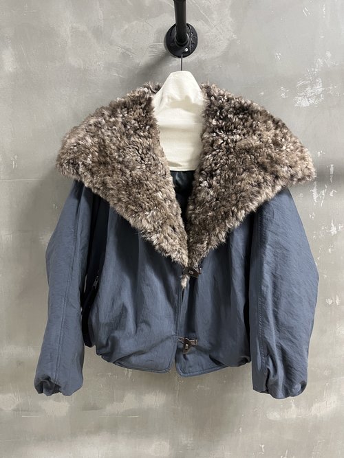 Balenciaga Tailored Two-Tone Fur Collar Parka with High-Quality White Goose Down Insulation