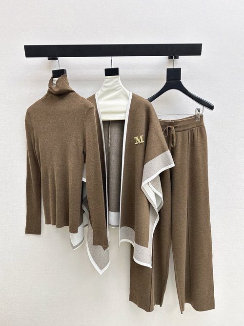 Max Mara Chic Knit Ensemble: Cape Coat and High-Neck Blouse