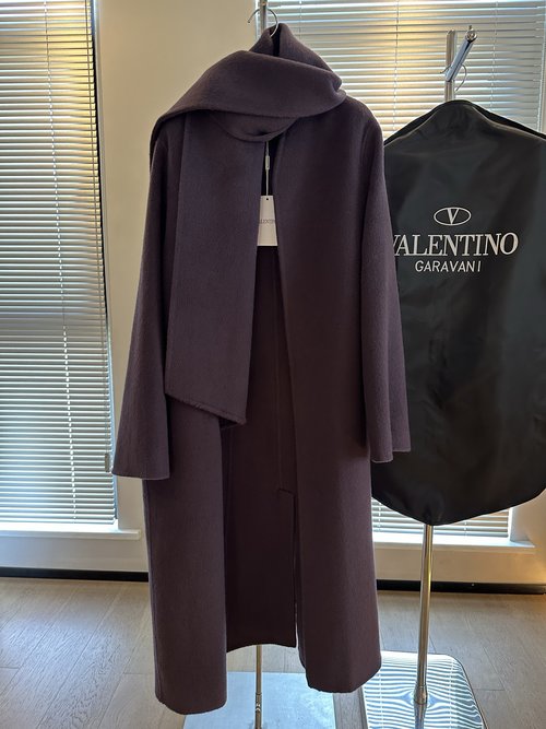 Valentino Simple Purple Cashmere Overcoat with Matching Scarf