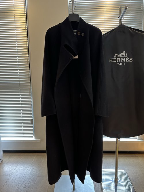 Hermes Classic Dark Alpaca Suede-Collared Wool Overcoat