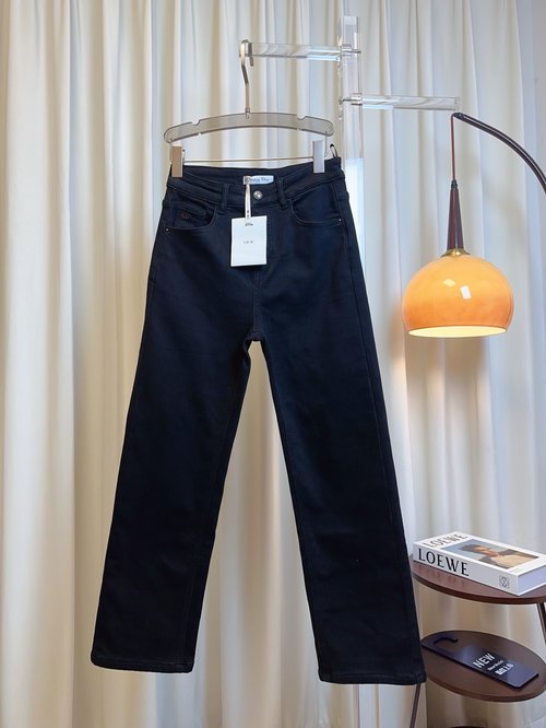 Dior Fleece Lined Pocket Logo Jeans, Warm and Slimming