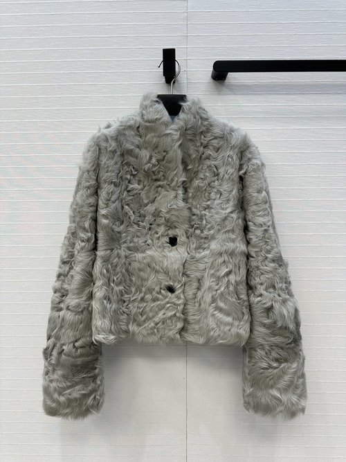 The Row Exclusive First - Release Lightweight V - Neck Sheepskin Coat