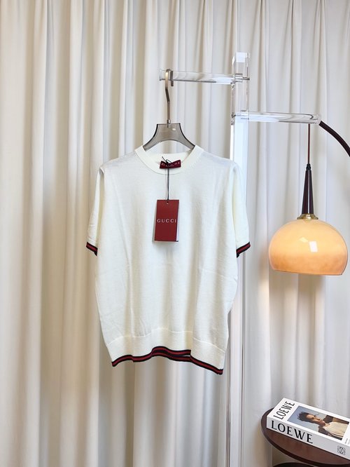 Gucci Classic Color-blocked Logo Thin Wool Sleeveless Top, Comfortable and Fashionable