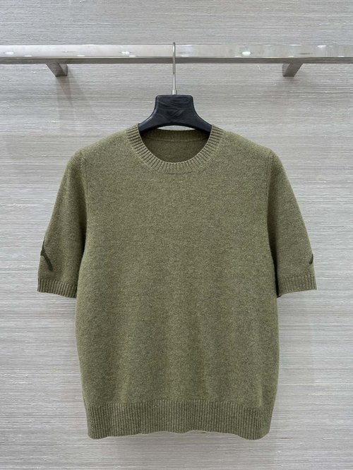 Loro Piana Refined Cashmere Sweater Featuring Intricate Lace Embroidery