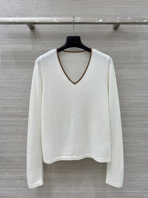 Brunello Cucinelli Exclusive Release: 100% Cashmere V-Neck Chain Base Top