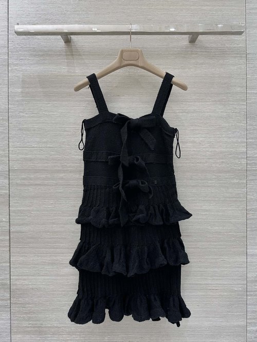 Chanel Exclusive Coco Bowknot Series Sling Cake Dress with Exquisite Lace