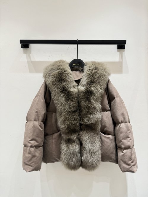 Loro Piana High - quality Goose Down Jacket with Detachable Fox Fur Collar