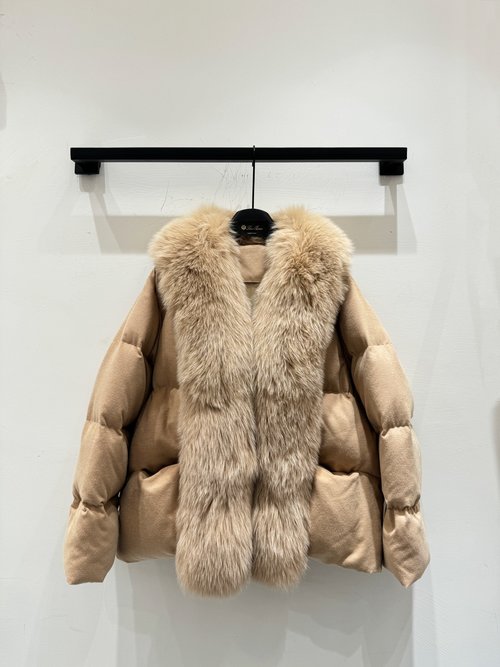 Loro Piana High - quality Goose Down Jacket with Detachable Fox Fur Collar