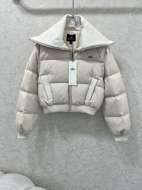 Loewe Elegant Three-panel Down Jacket with Large Lapel