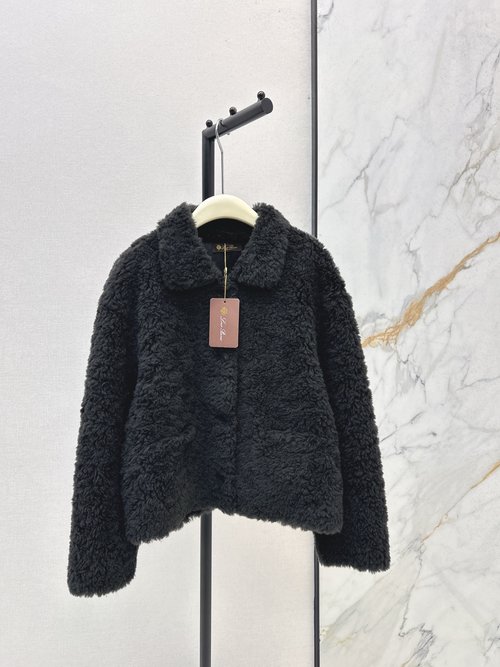 Loro Piana Sheep s Wool Collar H-Shape Coat for an Elegant Look