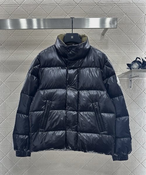 Moncler Lightweight Down Jacket with Signature Logo and Dual Zipper Pockets