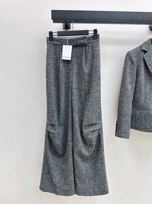 Max Mara Exclusive Minimalist Gray Suit, High-End Italian Design