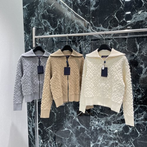 Louis Vuitton Classic Monogram Jacquard Knit Cardigan, Soft and Warm, A Wardrobe Essential
