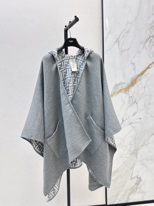 Fendi Exclusive Classic Pattern Wool Scarf Cape with Hood, Exuding Elegance and Retro Charm