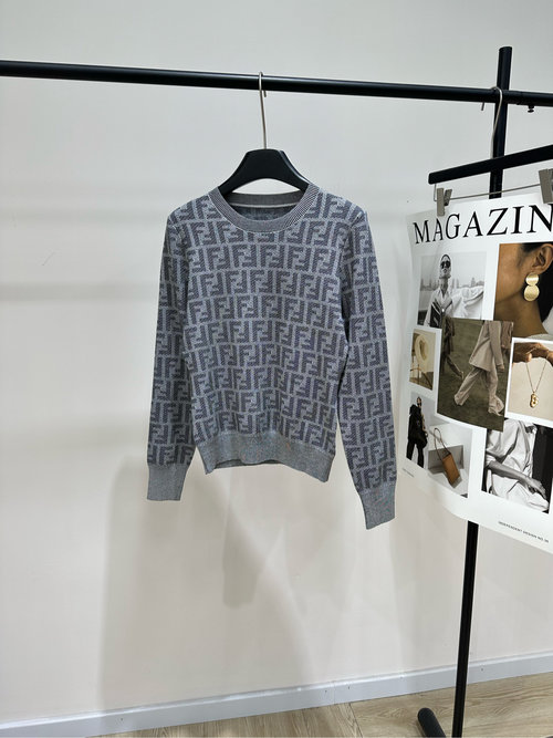 Fendi Soft and Warm FF Logo Long - Sleeve Jacquard Sweater