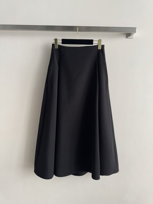 Loro Piana Black Wool A-line Skirt, Graceful Design