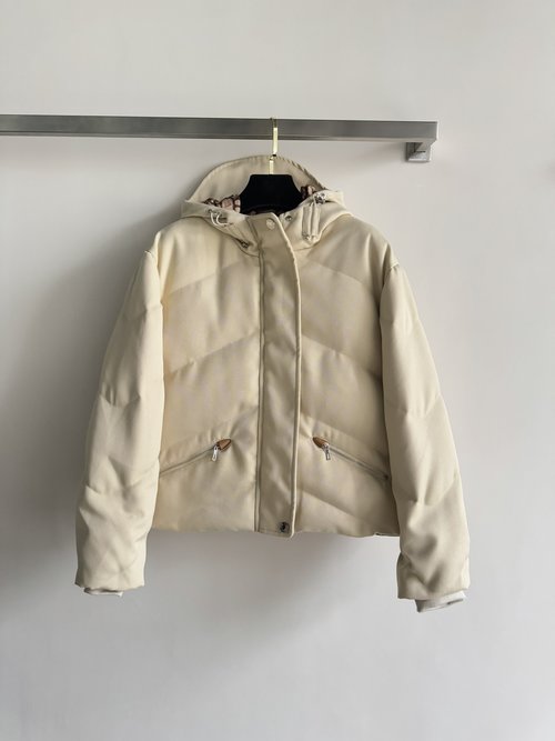 Hermes Thick Hooded Down Jacket, Fashionable and Warm for Winter