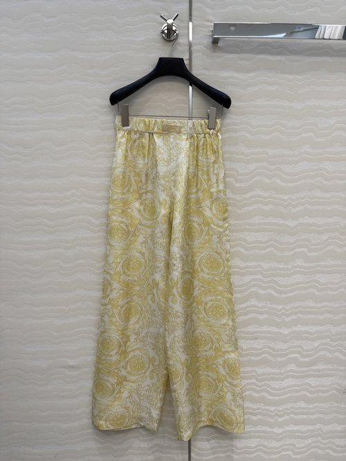 Versace Baroque-Printed Silk Straight-Leg Pants, Elegant and Slimming