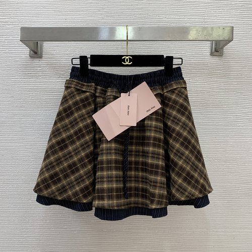 Miu Miu Winter Customized Checkered Pleated Skirt with Layering
