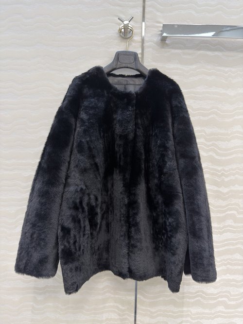 Max Mara Imported Lambskin Fur Coat with Premium Craftsmanship