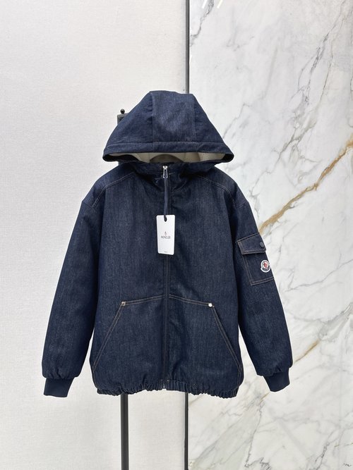 Moncler Timeless Cowboy Fleece Jacket with a Vintage Charm