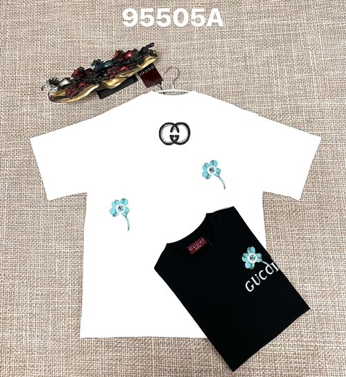 Gucci Printed Pure Cotton Plain - Weave T - Shirt in Two Colors