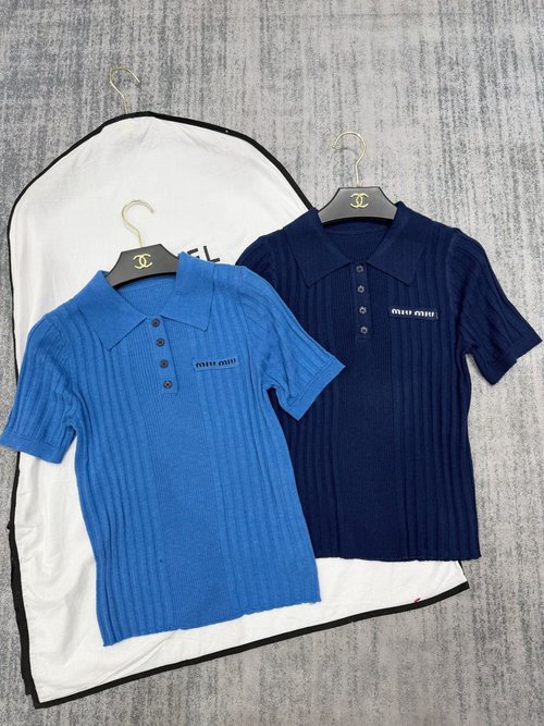 Miu Miu Knitted Short Sleeve with Embroidered Letters and Collar