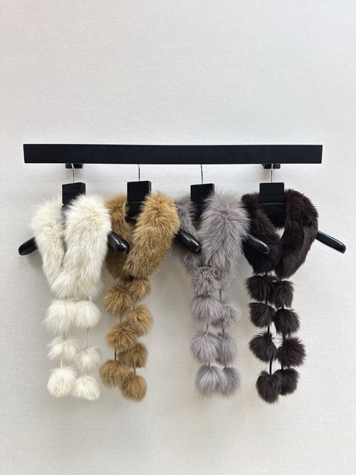 Fendi Imported Fox Fur Scarf, Soft and Stylish to Complement Any Coat