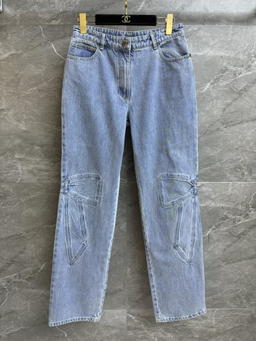 Chanel Bow-Decorated Straight-Leg Jeans with Vintage Wash