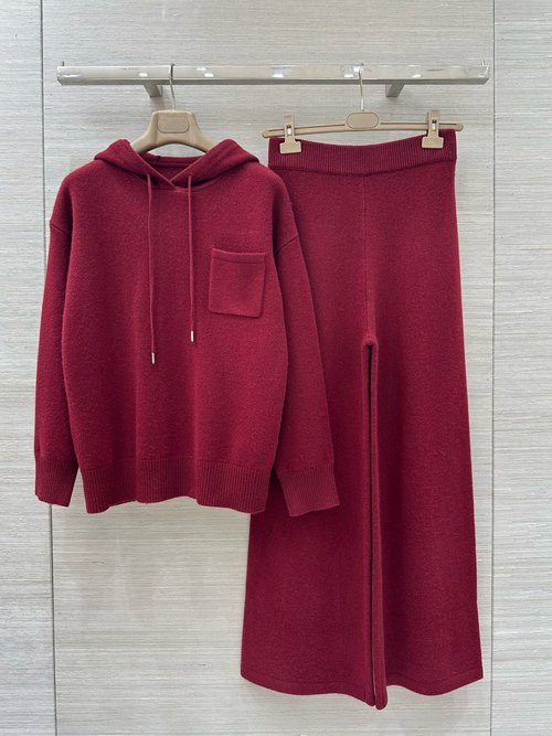 Max Mara Exclusive Wool Hooded Suit with Pocket Design