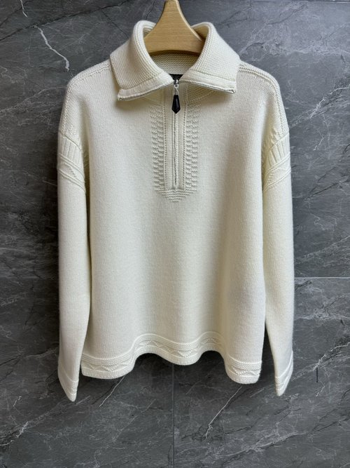 Loro Piana Elegant Half-Zip Cashmere Sweater with Patterns
