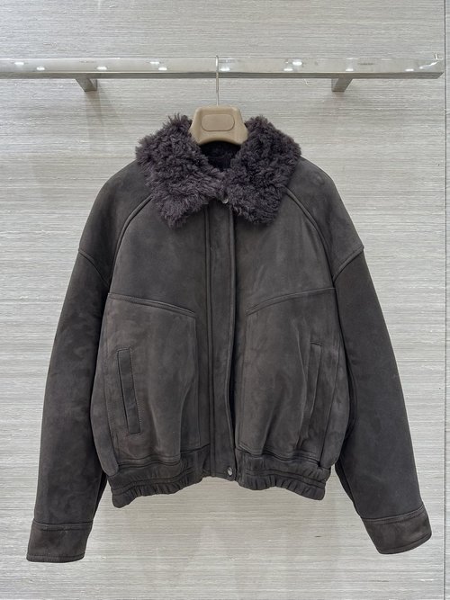Loro Piana Exclusive High - end Soft and Stylish Fur - on - Leather Coat