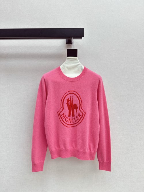 Moncler Early Autumn Embroidered Wool Pullover, Soft and Versatile