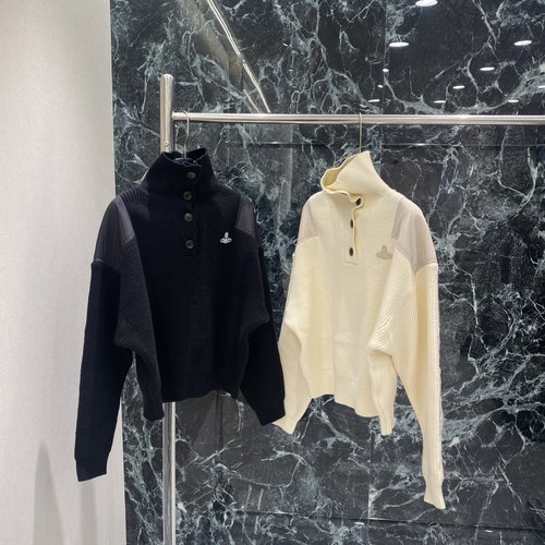 Vivienne Westhood Elegant High-Neck Knit Top with Brand Embroidery, Suitable for Multiple Occasions