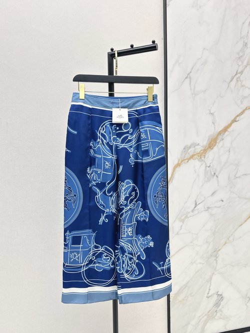 Hermes Silk Wide-Leg Straight Pants with All-Over Print for Timeless Chic