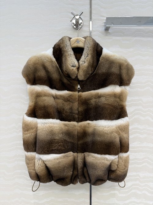 Dior Stylish Mink Vest with Natural Color and Adjustable Collar