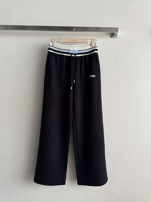 Loro Piana Soft Wool Blend Relaxed Sweatpants with Embroidered Logo