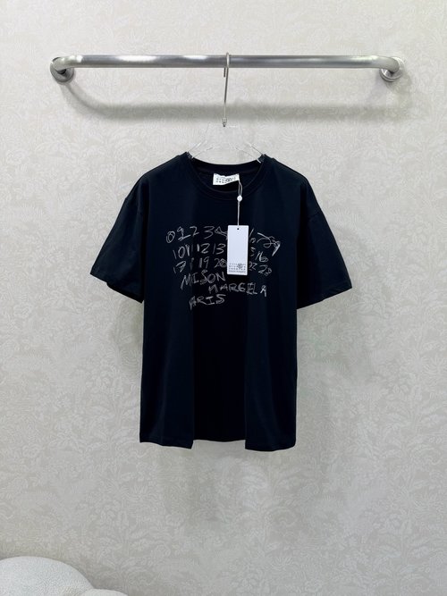 Maison Margiela Cotton Short Sleeve T-Shirt with Digital Letter Logo and Tie-Dye