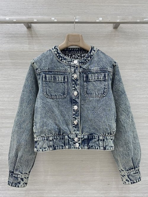 Chanel Exclusive Flower-Lined Denim Cotton Jacket with High-End Design