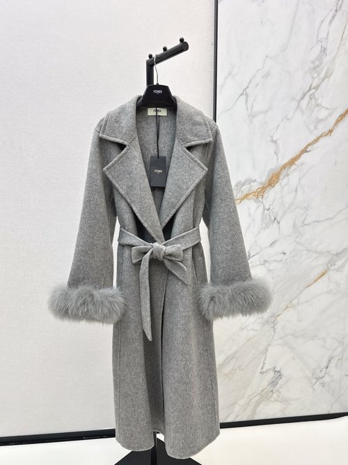 Fendi Sophisticated and Flattering Fox Fur-Trimmed Woolen Coat