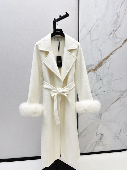 Fendi Timeless and Elegant Fox Fur-Trimmed Woolen Coat