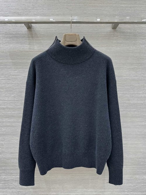 Brunello Cucinelli Exclusive High-end Cashmere Top with Chain Design