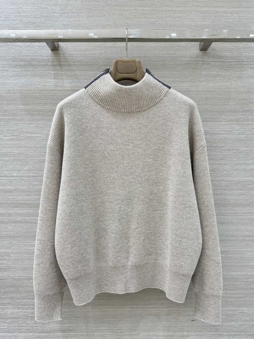 Brunello Cucinelli Exclusive High-end Cashmere Top with Chain Design