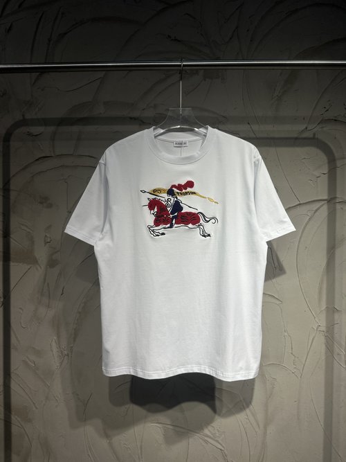 Burberry Spring T-Shirt with Horse Classic Logo, Soft and Skin-Friendly