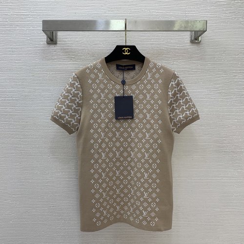 Louis Vuitton Classic Monogram Logo Spliced Knit Short-Sleeve Top in Khaki and Navy