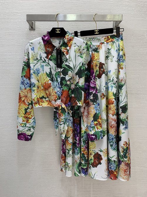 Dolce & Gabbana Customized Cotton Blend Floral Print Two-Piece Suit
