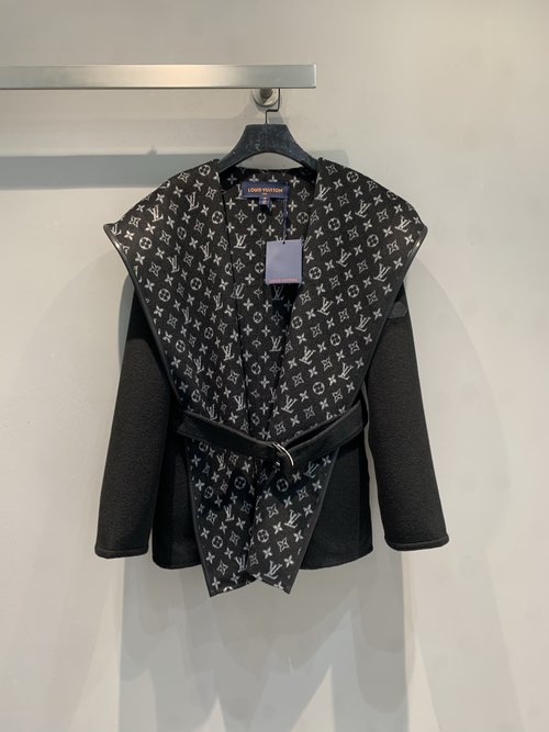 Louis Vuitton Wrap-style Short Wool-silk Blend Coat with Big Collar